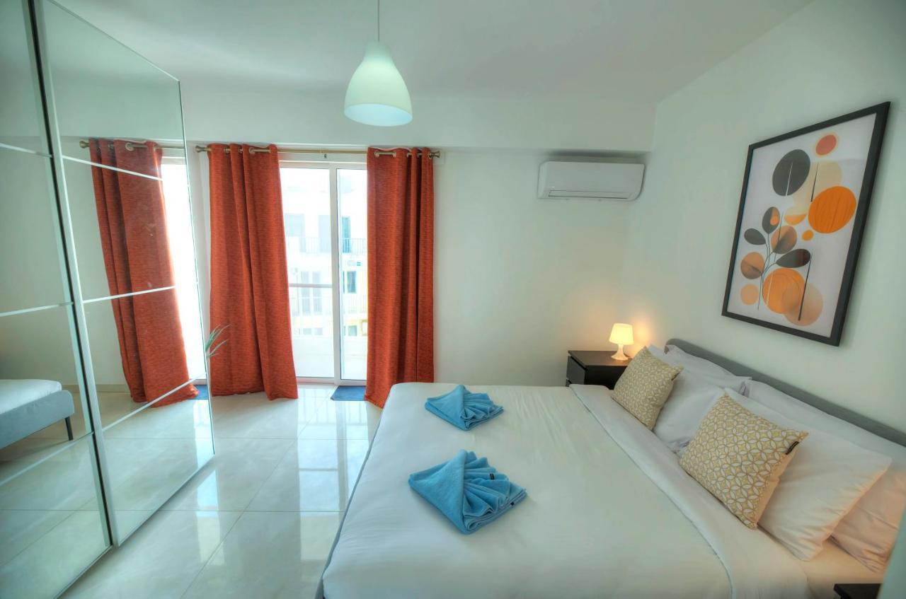 Gzira Seafront Beautifully Furnished 2 Bedrooms Gogzr-3 מראה חיצוני תמונה