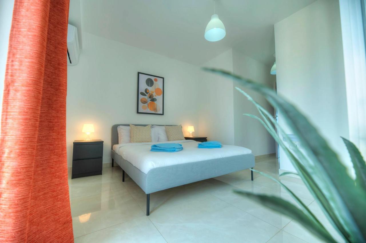 Gzira Seafront Beautifully Furnished 2 Bedrooms Gogzr-3 מראה חיצוני תמונה